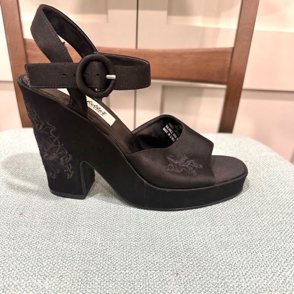 Seychelles Vintage Black Satin Floral Chunky Heel Shoes - Picture 6 of 10